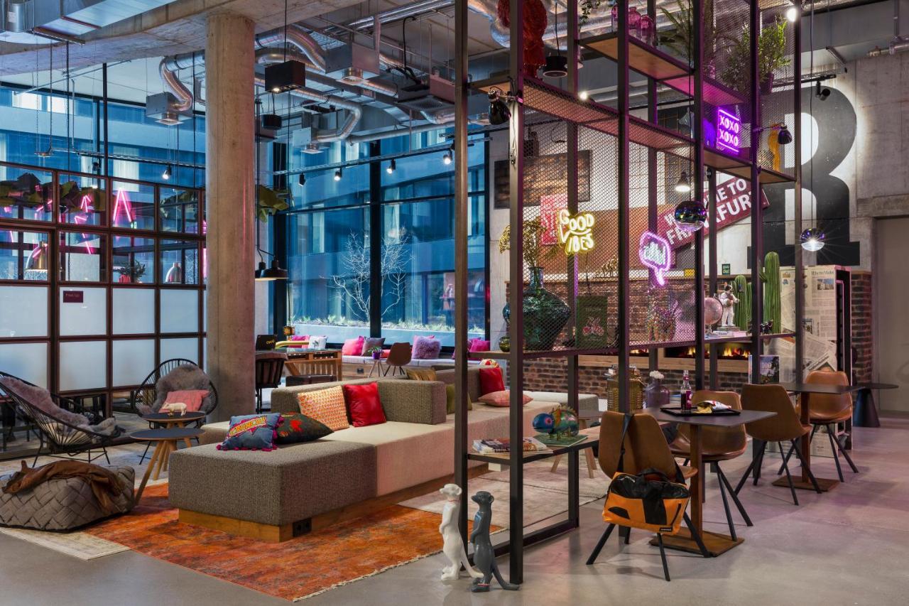Moxy Frankfurt City Center Frankfurt am Main Bagian luar foto